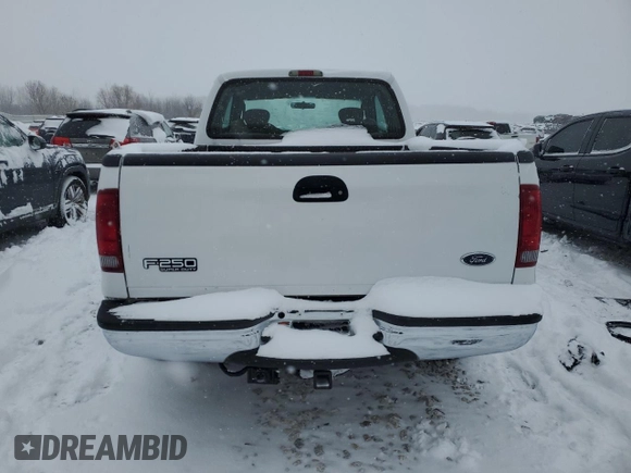 2003 Ford Super Duty F-250 XL with VIN 1FTNX21F83EB15212, listed as a Copart auction lot 84465514 with 0 mi miles and Clean Title. Bid and sale history available at carsss.com. Image 6.