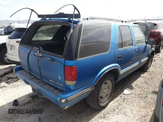 1995 Chevrolet Blazer с VIN 1GNDT13W8S2197190, выставлен на аукционе Copart как лот 52053765 с пробегом Не указан миль и На запчасти • Non repairable. История ставок и продаж доступна на DreamBid. Изображение 3.