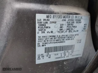 2004 Ford Escape XLT with VIN 1FMCU93104KA88855, listed as a IAAI auction lot 41433173 with 136,355 mi miles. Bid and sale history available at carsss.com. Image 9.