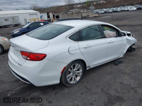 2015 Chrysler 200 Limited with VIN 1C3CCCAB6FN708209, listed as a IAAI auction lot 42057279 with 100,866 mi miles. Bid and sale history available at carsss.com. Image 4.