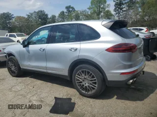 2017 Porsche Cayenne S с VIN WP1AB2A28HLA51118, выставлен на аукционе Copart как лот 50918305 с пробегом 109 872 миль миль и Списание • Salvage title. История ставок и продаж доступна на DreamBid. Изображение 2.