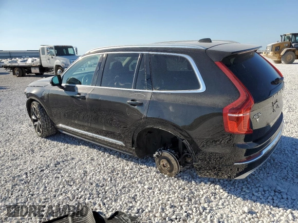 2021 Volvo XC90 Inscription Expression with VIN YV4BR00K5M1697663, listed as a Copart auction lot 77861664 with 45,271 mi miles and Salvage Title. Bid and sale history available at carsss.com. Image 2.