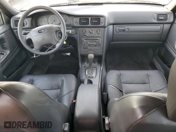 1998 Volvo S70 z VIN YV1LS5674W2543724, wystawiony jako Copart lot #42146915 z przebiegiem 126 467 mil mil oraz Szkody całkowita. Historia ofert i sprzedaży dostępna na DreamBid. Obrazek 8.