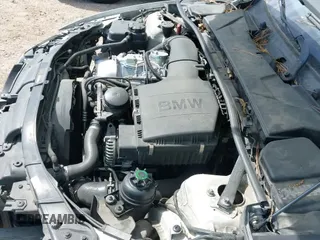 2011 BMW 3 Series 335i с VIN WBAKG7C58BE598572, выставлен на аукционе IAAI как лот 41843514 с пробегом 130 812 миль миль и . История ставок и продаж доступна на DreamBid. Изображение 20.