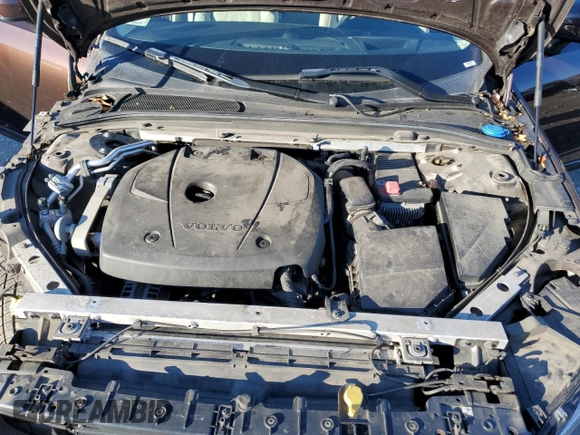 2017 Volvo V90 z VIN YV4A22NL1H1000167, wystawiony jako Copart lot #82362134 z przebiegiem 92 527 mil mil oraz Szkoda całkowita • Salvage title. Historia ofert i sprzedaży dostępna na DreamBid. Obrazek 11.