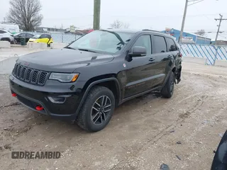 2019 Jeep Grand Cherokee Trailhawk with VIN 1C4RJFLT3KC554292, listed as a IAAI auction lot 41953049 with 31,672 mi miles and . Bid and sale history available at DreamBid. Image 17.