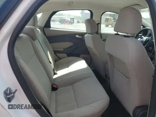 2016 Ford Focus SE с VIN 1FADP3F29GL323601, выставлен на аукционе Copart как лот 56407185 с пробегом 57 000 миль миль и Списание • Salvage title. История ставок и продаж доступна на DreamBid. Изображение 10.