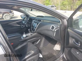 2018 Nissan Murano S z VIN 5N1AZ2MG4JN110773, wystawiony jako IAAI lot #42106750 z przebiegiem 156 208 mil mil oraz . Historia ofert i sprzedaży dostępna na DreamBid. Obrazek 5.