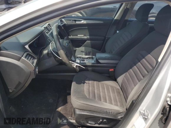 2017 Ford Fusion SE with VIN 3FA6P0HD4HR337320, listed as a Copart auction lot 53162215 with 200,427 mi miles and Clean Title. Bid and sale history available at DreamBid. Image 7.