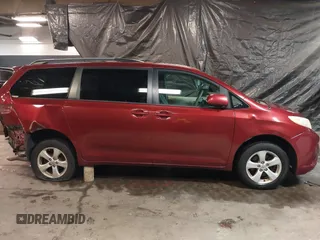 2011 Toyota Sienna LE AAS с VIN 5TDKK3DC2BS025698, выставлен на аукционе IAAI как лот 41472958 с пробегом 150 699 миль миль и . История ставок и продаж доступна на DreamBid. Изображение 14.