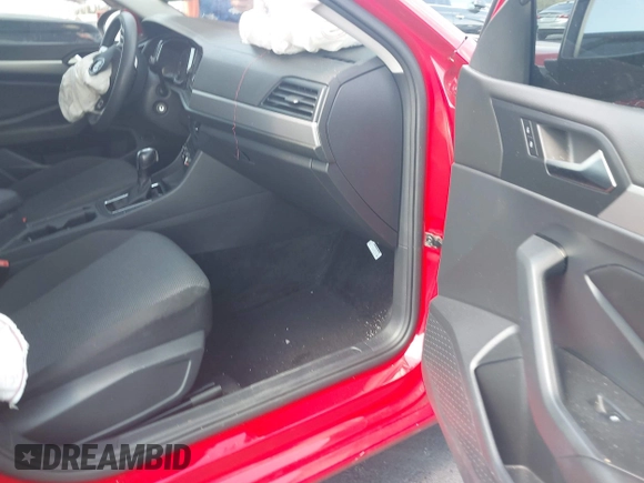 2019 Volkswagen Jetta S z VIN 3VWC57BUXKM029610, wystawiony jako IAAI lot #42334649 z przebiegiem 34 072 mil mil oraz . Historia ofert i sprzedaży dostępna na DreamBid. Obrazek 5.