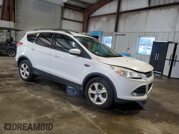 2013 Ford Escape SE z VIN 1FMCU9G93DUA69673, wystawiony jako Copart lot #61017055 z przebiegiem 204 095 mil mil oraz Czysty tytuł • Clean title. Historia ofert i sprzedaży dostępna na DreamBid. Obrazek 4.