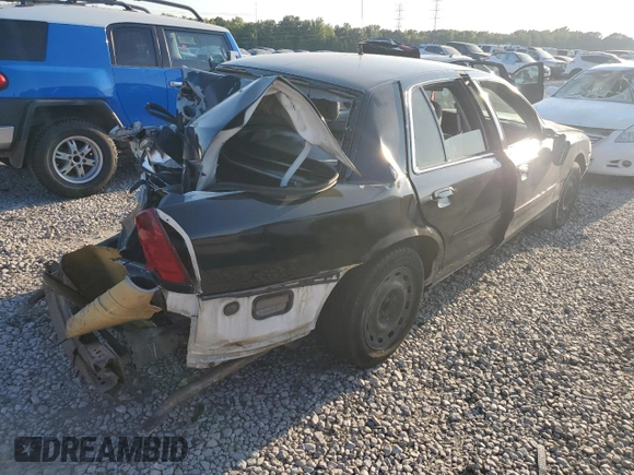 2004 Ford Police Interceptor Base w/3.27 Axle z VIN 2FAFP71WX4X149014, wystawiony jako Copart lot #71305734 z przebiegiem 180 542 mil mil oraz Szkoda całkowita • Salvage title. Historia ofert i sprzedaży dostępna na DreamBid. Obrazek 3.