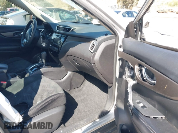 2016 Nissan Rogue SL with VIN 5N1AT2MT9GC753445, listed as a IAAI auction lot 42011924 with 110,663 mi miles and . Bid and sale history available at carsss.com. Image 5.