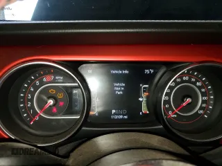 2019 Jeep Wrangler Unlimited Rubicon с VIN 1C4HJXFN1KW519098, выставлен на аукционе Copart как лот 47869125 с пробегом 113 109 миль миль и Списание • Salvage title. История ставок и продаж доступна на DreamBid. Изображение 9.