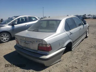 1998 BMW M3 with VIN WBSCD0321WEE13163, listed as a Copart auction lot 68702814 with Not provided miles and Clean title. Bid and sale history available at DreamBid. Image 3.