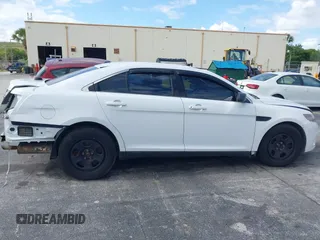 2015 Ford Police Interceptor с VIN 1FAHP2MK7FG106859, выставлен на аукционе IAAI как лот 42179520 с пробегом 177 300 миль миль и . История ставок и продаж доступна на DreamBid. Изображение 13.