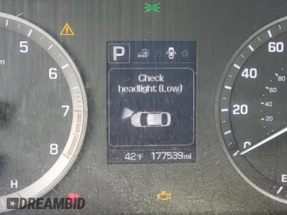 2016 Hyundai Sonata Sport with VIN 5NPE34AF3GH285166, listed as a Copart auction lot 47238685 with 177,539 mi miles and Salvage Title. Bid and sale history available at DreamBid. Image 9.