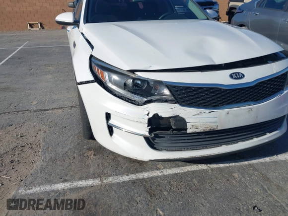 2016 Kia Optima LX z VIN 5XXGT4L34GG049312, wystawiony jako IAAI lot #41890581 z przebiegiem 142 360 mil mil oraz . Historia ofert i sprzedaży dostępna na DreamBid. Obrazek 6.