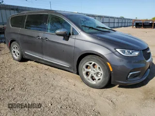 2022 Chrysler Pacifica Limited with VIN 2C4RC1GGXNR215860, listed as a Copart auction lot 52531315 with 12,831 mi miles and Salvage title. Bid and sale history available at DreamBid. Image 4.