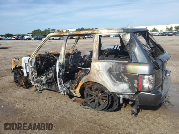 2010 Land Rover Range Rover HSE Lux with VIN SALMF1D49AA308923, listed as a Copart auction lot 58774825 with Not provided miles and Non repairable. Bid and sale history available at DreamBid. Image 2.
