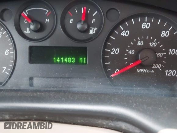 2004 Ford Taurus SE z VIN 1FAFP53U74A135287, wystawiony jako IAAI lot #40756396 z przebiegiem 141 483 mil mil oraz . Historia ofert i sprzedaży dostępna na DreamBid. Obrazek 7.