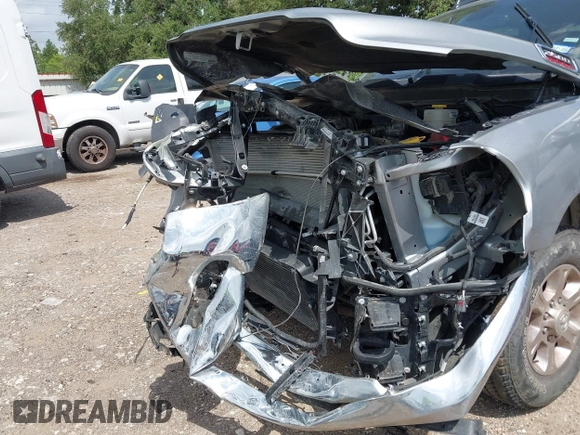 2024 Ram 2500 Big Horn z VIN 3C6UR5DL8RG343566, wystawiony jako IAAI lot #42526456 z przebiegiem Nie podano mil oraz . Historia ofert i sprzedaży dostępna na DreamBid. Obrazek 6.