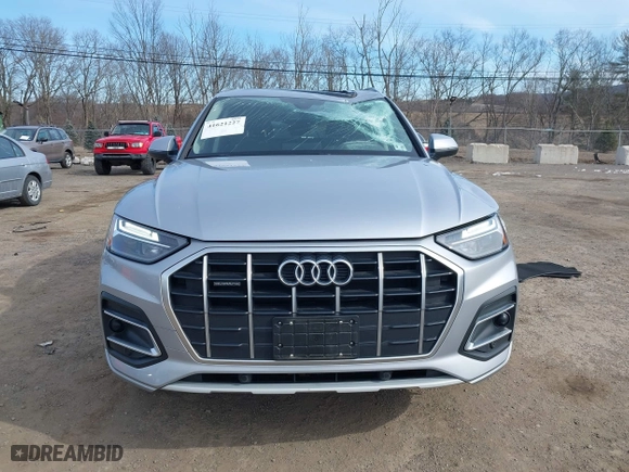 2023 Audi Q5 Premium with VIN WA1ABAFY0P2160860, listed as a IAAI auction lot 41621227 with 19,134 mi miles. Bid and sale history available at carsss.com. Image 12.