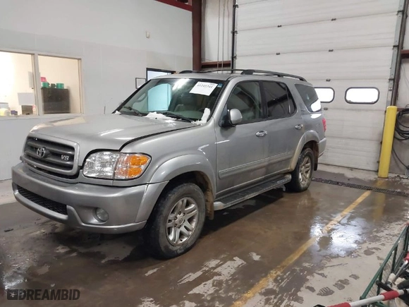 2004 Toyota Sequoia SR5 with VIN 5TDBT44A64S227125, listed as a IAAI auction lot 41245341 with 220,014 mi miles. Bid and sale history available at carsss.com. Image 2.