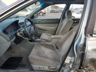 1994 Honda Accord EX with VIN JHMCD5657RC010794, listed as a Copart auction lot 84705444 with 153,617 mi miles and Salvage Title. Bid and sale history available at carsss.com. Image 7.
