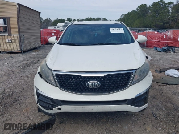 2016 Kia Sportage LX with VIN KNDPB3AC2G7823758, listed as a IAAI auction lot 41690714 with 151,687 mi miles. Bid and sale history available at carsss.com. Image 12.