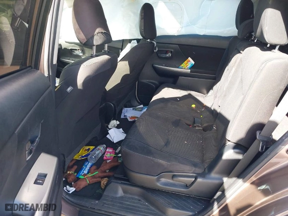 2016 Toyota Prius v Two with VIN JTDZN3EU0GJ042775, listed as a IAAI auction lot 41283162 with 220,882 mi miles. Bid and sale history available at carsss.com. Image 8.
