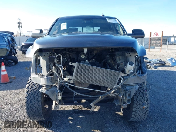 2018 Ram 2500 Big Horn with VIN 3C6UR5DL2JG217613, listed as a IAAI auction lot 41787606 with 101,712 mi miles. Bid and sale history available at carsss.com. Image 13.