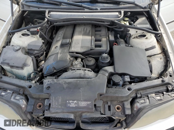 2004 BMW 3 Series 325xi with VIN WBAEU334X4PR14034, listed as a Copart auction lot 50216665 with 93,387 mi miles and Salvage title. Bid and sale history available at DreamBid. Image 12.