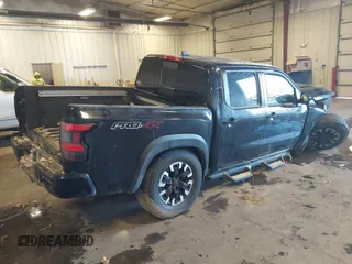 2024 Nissan Frontier SV z VIN 1N6ED1EK7RN611313, wystawiony jako IAAI lot #41617892 z przebiegiem 4 425 mil mil oraz . Historia ofert i sprzedaży dostępna na DreamBid. Obrazek 4.