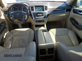2016 Mercedes-Benz GL with VIN 4JGDF6EE7GA619489, listed as a Copart auction lot 82934234 with 175,575 mi miles and Clean Title. Bid and sale history available at carsss.com. Image 8.