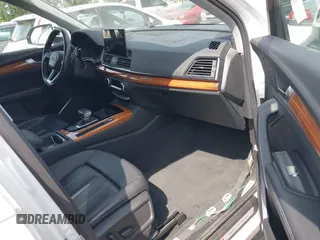 2022 Audi Q5 S line Premium Plus with VIN WA1EAAFY9N2112369, listed as a IAAI auction lot 42604571 with 58,303 mi miles and . Bid and sale history available at DreamBid. Image 5.