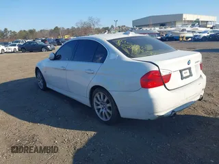 2008 BMW 3 Series 335xi with VIN WBAVD53598A285654, listed as a IAAI auction lot 41366017 with 999,999 mi miles. Bid and sale history available at carsss.com. Image 3.