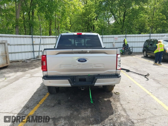 2021 Ford F-150 XL with VIN 1FTFW1E85MFC25658, listed as a IAAI auction lot 42340528 with 85,734 mi miles and . Bid and sale history available at DreamBid. Image 17.