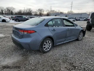 2023 Toyota Corolla LE with VIN 5YFB4MDE0PP058426, listed as a Copart auction lot 45968055 with 35,158 mi miles and Salvage Title. Bid and sale history available at carsss.com. Image 3.