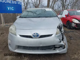 2010 Toyota Prius II with VIN JTDKN3DU8A0119389, listed as a IAAI auction lot 41705483 with 207,737 mi miles. Bid and sale history available at carsss.com. Image 13.