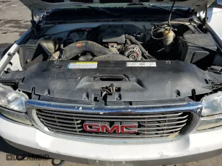 1999 GMC New Sierra 1500 SLE with VIN 2GTEK19T8X1550662, listed as a Copart auction lot 75829934 with 341,510 mi miles and Salvage Title. Bid and sale history available at carsss.com. Image 11.