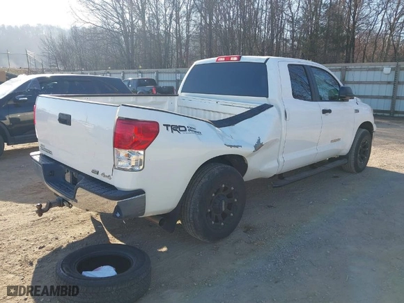 2013 Toyota Tundra 4WD Truck with VIN 5TFUW5F10DX308750, listed as a IAAI auction lot 41768677 with 84,026 mi miles. Bid and sale history available at carsss.com. Image 6.