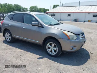 2011 Nissan Rogue SV z VIN JN8AS5MV0BW663946, wystawiony jako IAAI lot #42465797 z przebiegiem 182 859 mil mil oraz . Historia ofert i sprzedaży dostępna na DreamBid. Obrazek 1.