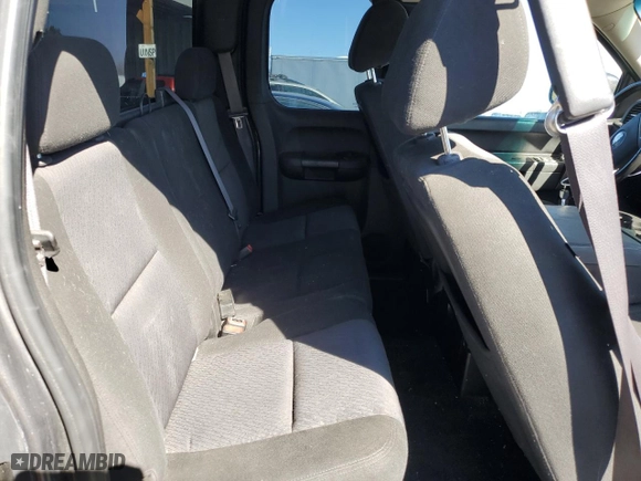 2011 Chevrolet Silverado 1500 LT with VIN 1GCRKSE37BZ204342, listed as a Copart auction lot 47230445 with 104,991 mi miles and Salvage Title. Bid and sale history available at carsss.com. Image 10.