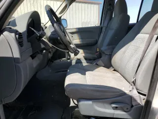 2005 Jeep Liberty Sport with VIN 1J4GK48K65W573151, listed as a Copart auction lot 52072875 with 70,079 mi miles and Clean Title. Bid and sale history available at carsss.com. Image 7.