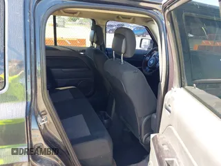 2014 Jeep Patriot Latitude with VIN 1C4NJPFB5ED624378, listed as a IAAI auction lot 42195410 with 234,059 mi miles and . Bid and sale history available at carsss.com. Image 8.