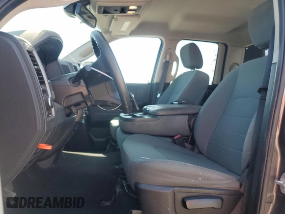 2016 Ram 1500 Express z VIN 1C6RR7FT9GS123339, wystawiony jako Copart lot #57058705 z przebiegiem 102 654 mil mil oraz Szkoda całkowita • Salvage title. Historia ofert i sprzedaży dostępna na DreamBid. Obrazek 7.