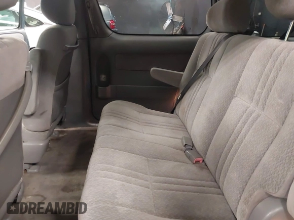 2003 Toyota Sienna CE with VIN 4T3ZF19C03U510244, listed as a IAAI auction lot 41441599 with 126,030 mi miles. Bid and sale history available at carsss.com. Image 8.