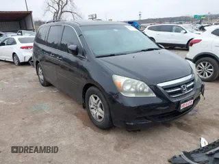 2006 Honda Odyssey EX-L with VIN 5FNRL38716B011262, listed as a IAAI auction lot 41707671 with 183,861 mi miles. Bid and sale history available at carsss.com. Image 1.